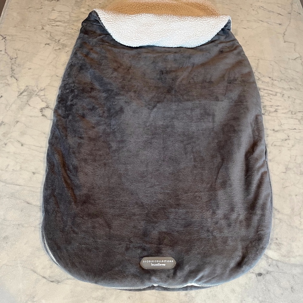 JJ Cole Bundleme Super Soft for Car Seats & Strollers in Graphite & Cream
